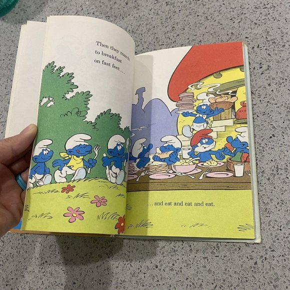 Vintage Book What Do Smurfs Do All Day? by Peyo 1983 Book Club Ed, Junk Journal - Picture 2 of 9